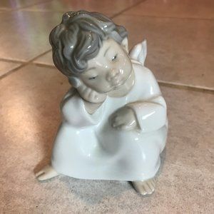Llandro Vintage Sitting Angel Cherub Figure EUC Antique Stamped Collectible Home